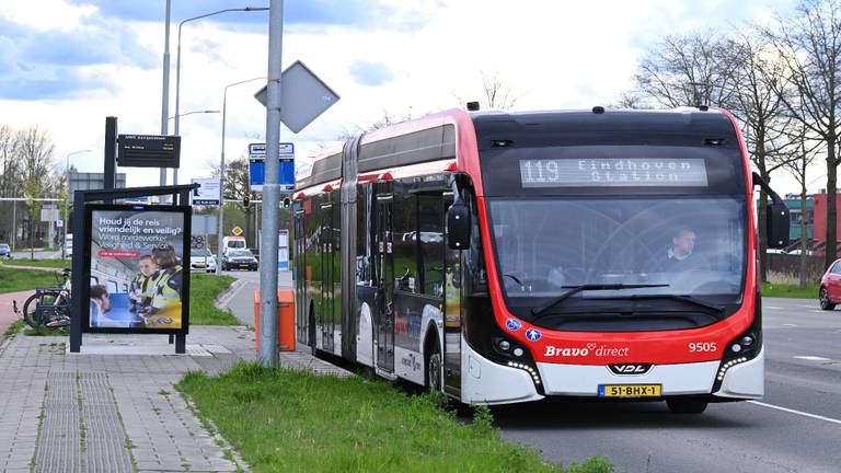 De provincie wil bushaltes beter bereikbaar maken voor mensen met een beperking (foto: ANP).