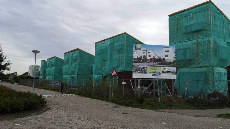 De onafgebouwde huizen aan de Houtse Akker (foto: Ferenc Triki)