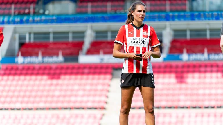 Melanie Bross, verdediger van PSV Vrouwen. (Foto: Joris Verwijst/Orange Pictures)