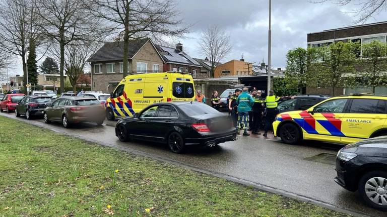 De hulpdiensten op de plek van de melding (Foto: Dtv Nieuws).