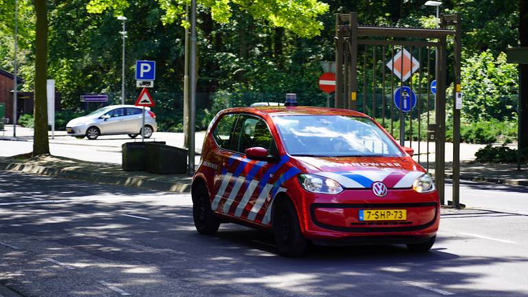 Na de crash op vliegbasis Gilze-Rijen werden verschillende hulpdiensten opgeroepen (foto: Jeroen Stuve/SQ Vision).