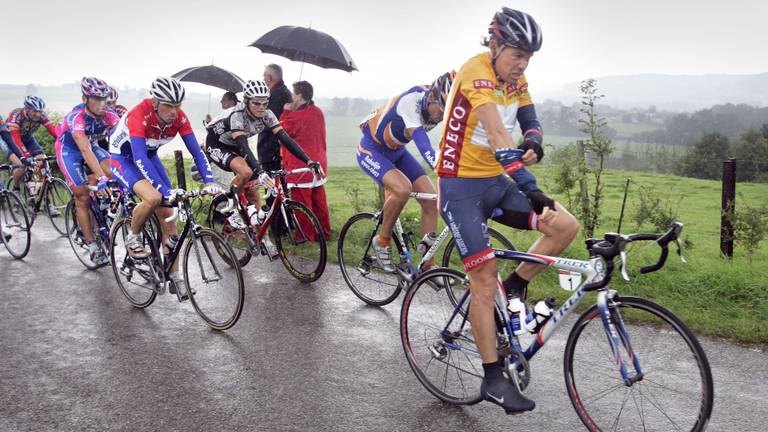 De Ronde van Nederland in 2004 (foto: ANP FOTO/Vincent Jannink).