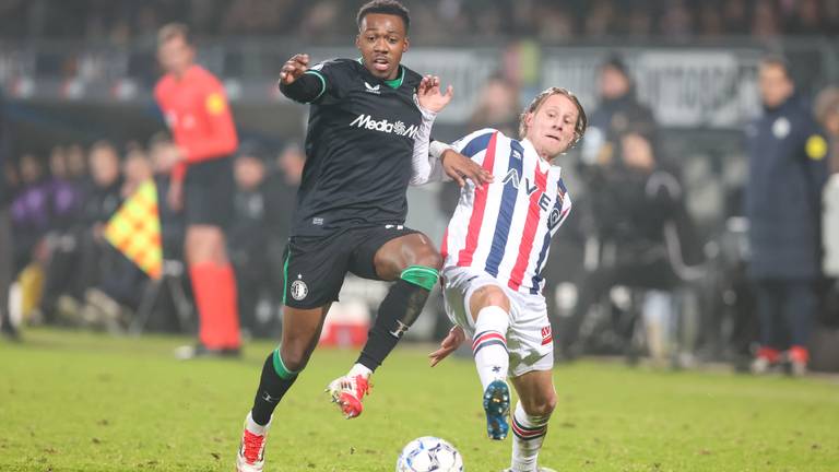 Jesse Bosch (rechts) maakte op prachtige wijze de 1-1 tegen Feyenoord. (Foto: Peter Lous/Orange Pictures)