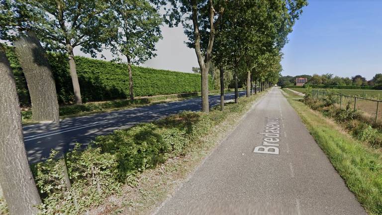 De Bredaseweg in Zundert (foto: Google Streetview).