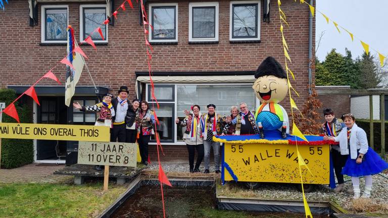 Vriendengroep Elf over Acht met hun Walle Wap (foto: Collin Beijk).