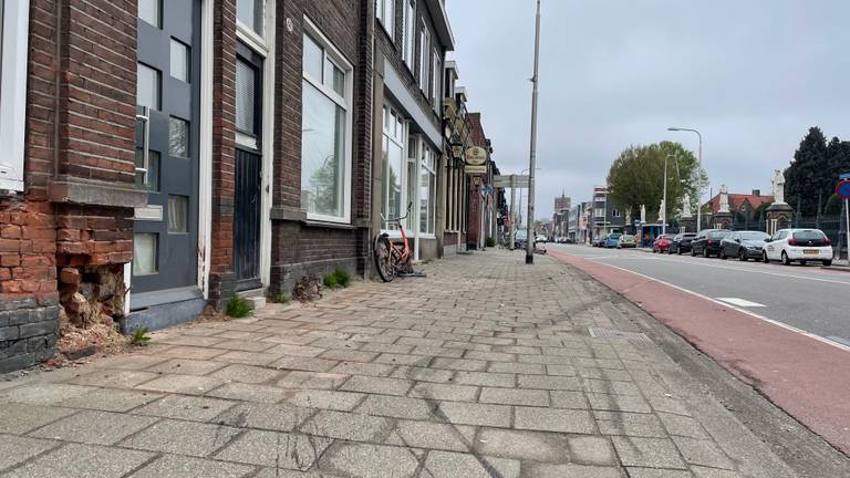 Ongeluk verbaast omwonenden Bredaseweg niet: 'Is soms net een racebaan'