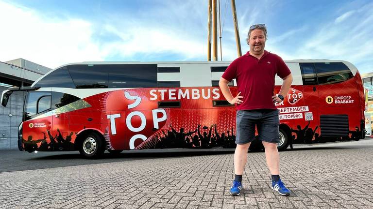 Koen Wijn gaat als eerste op pad met de Top 900 Stembus. 