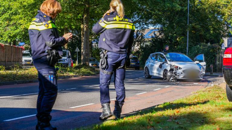 Het ongeluk gebeurde op de Weg door de Rijpel in Helmond (foto: Dave Hendriks/SQ Vision).