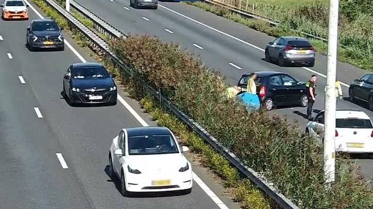 Botsing met meerdere voertuigen op A58 (foto: Rijkswaterstaat).