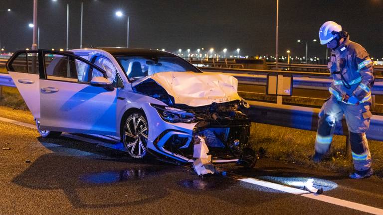 Bij het ongeluk op de A4 bij Hoofddorp kwam een 4-jarig kind om het leven (foto ANP 2021/ Michel van Bergen). 