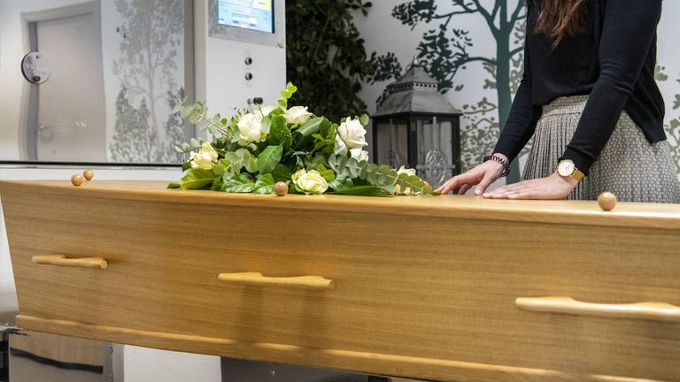 De crematoria in Roosendaal en Bergen op Zoom zoeken figuranten (Illustratiefoto: ANP).