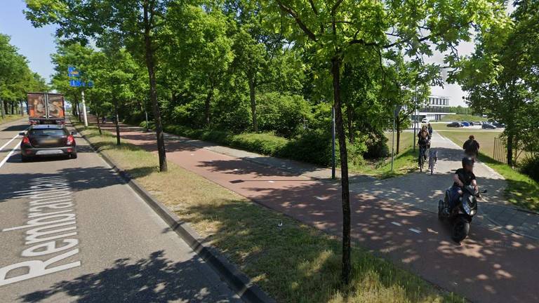 Het Dr. Knippenberg College in Helmond (foto: Google Streetview).