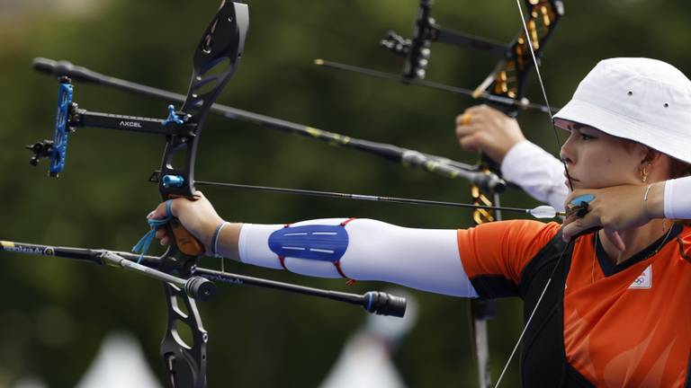 Laura van der Winkel in Parijs (Foto: EPA, Caroline Brehman).