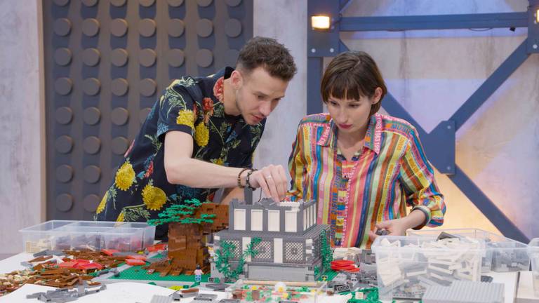 Jan en Lola winnen LEGO MASTERS (foto: RTL). 