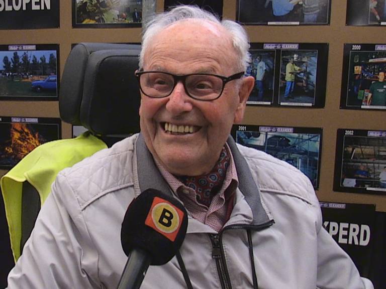 Corsobuurtschap jubileert en 92-jarige Cor ziet zijn winnende wagen terug 