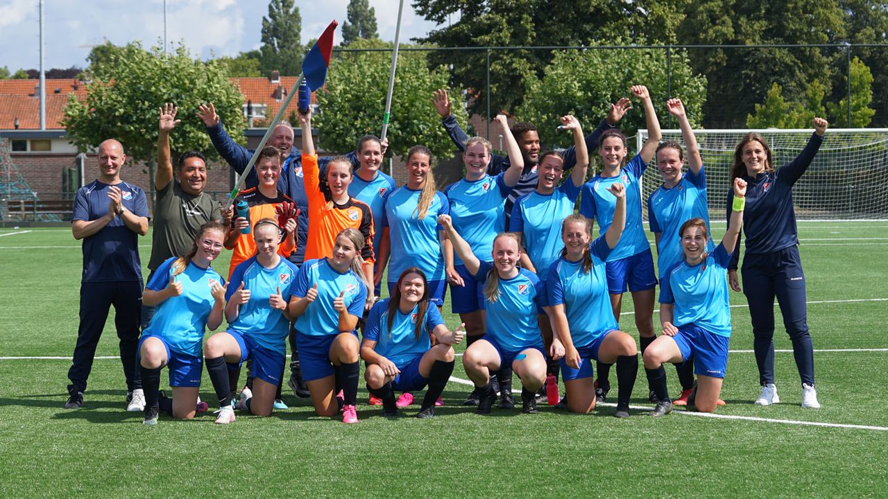 Een vrouwenteam van Brabantia.