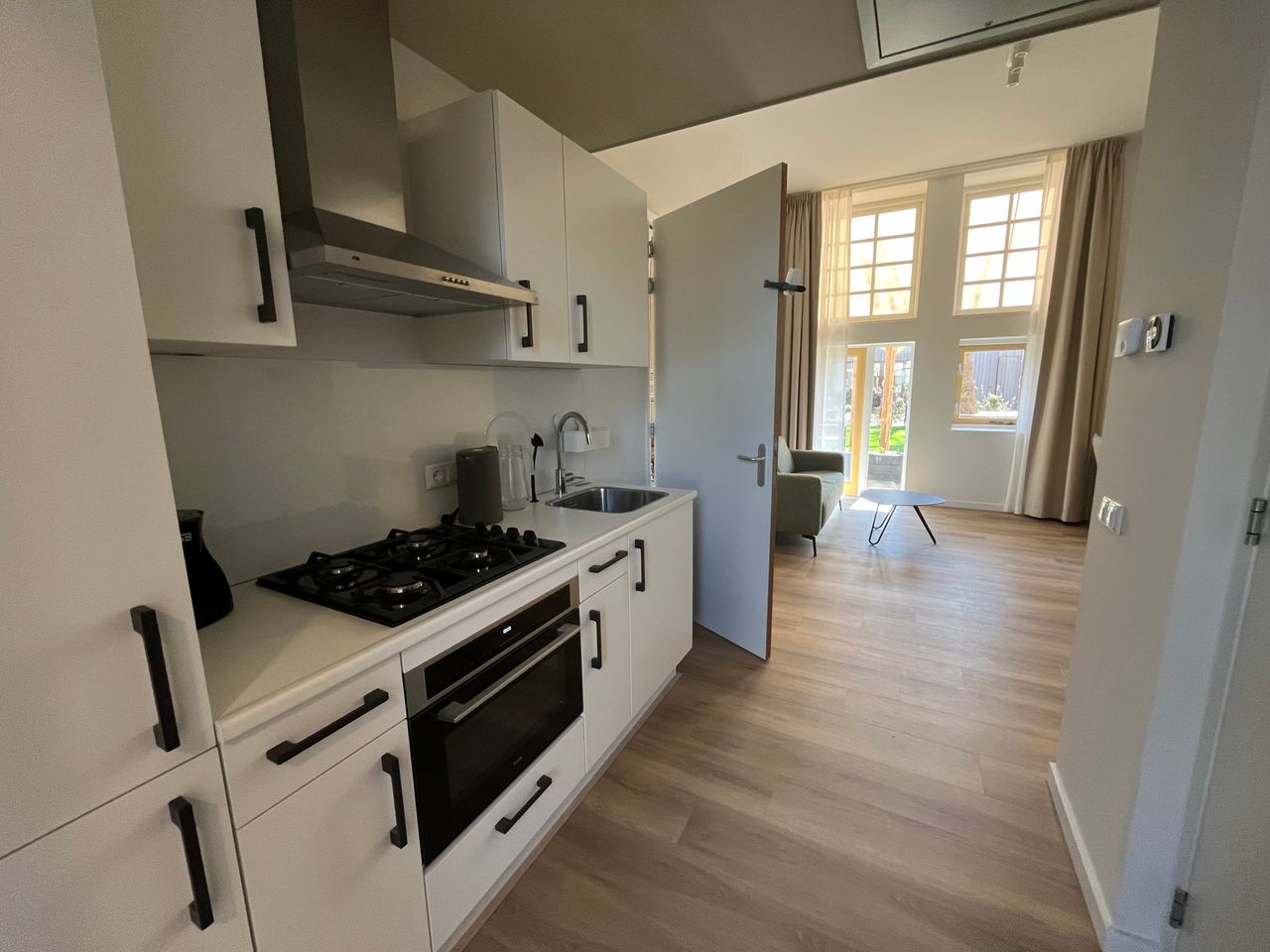 Alle appartementen hebben een eigen keuken en badkamer, de grootste verandering na de verbouwing (foto: Megan Hanegraaf).