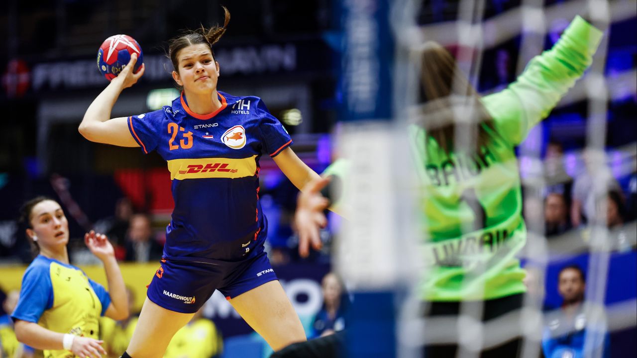 Loïs van Vliet in 2023 op het WK. (Foto: EPA/Hannibal Hanschke)