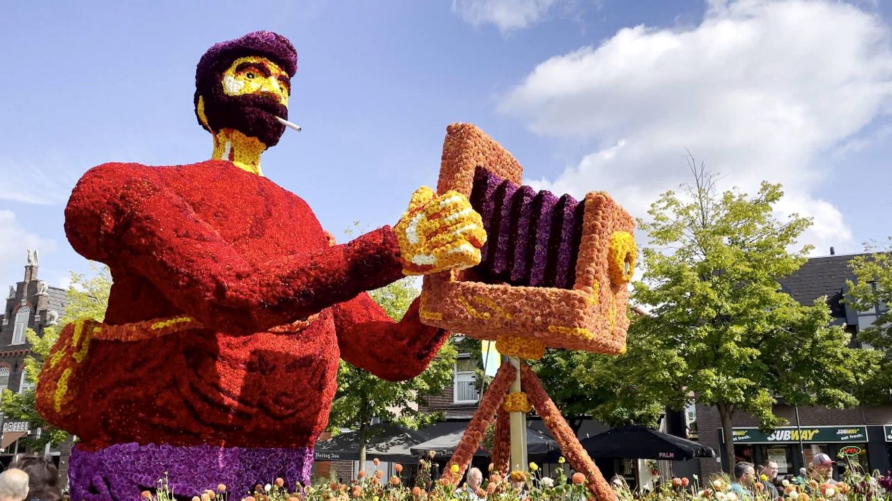 Een zonnige editie van het corso in Valkenswaard.