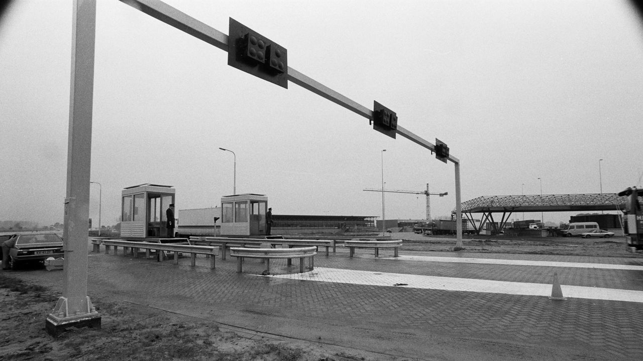 Douanepost Hazeldonk begin jaren '80. (foto: Ben Steffen)