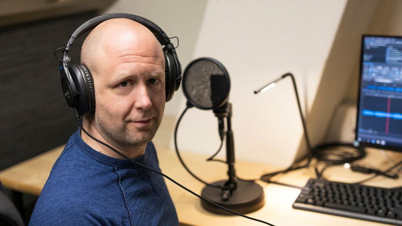 Willem II-omroeper Pim Smolders.