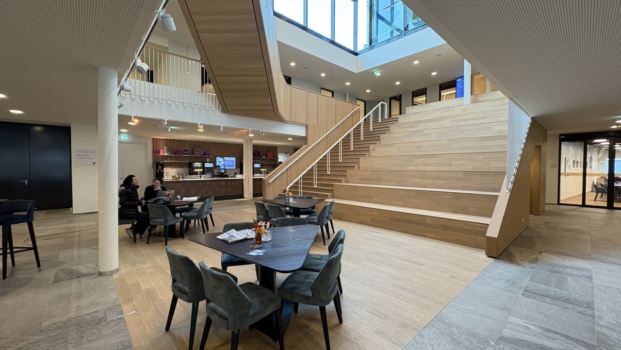 De centrale hal (foto: Karin Kamp).