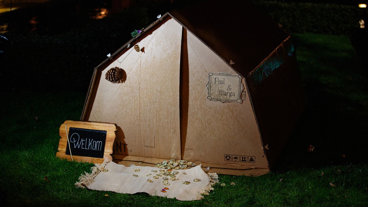 Tentje van karton. (Foto: Efteling)