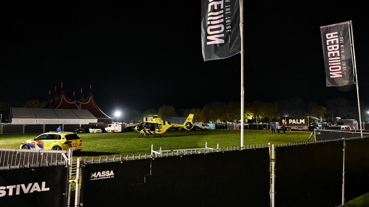 De hulpdiensten op het festivalterrein in Haaren (foto: Toby de Kort/SQ Vision).