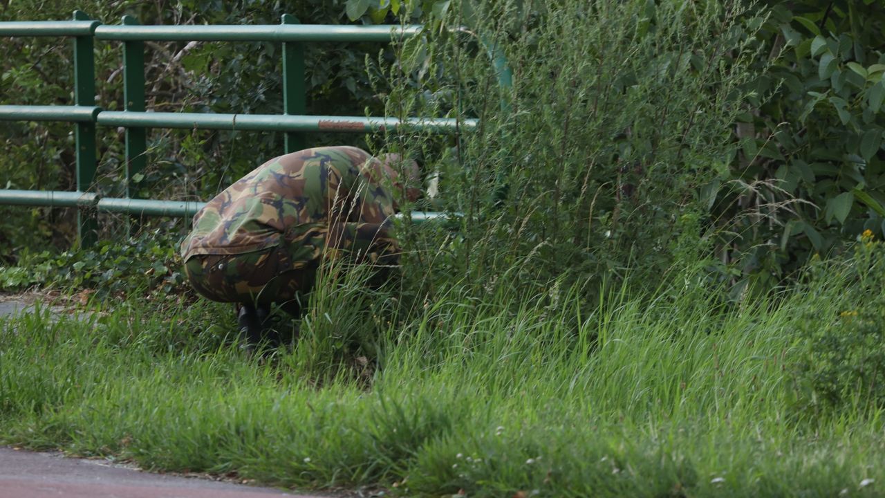 Onderzoek bij de brug over de Dommel. (Foto: Sander van Gils / SQ Vision)