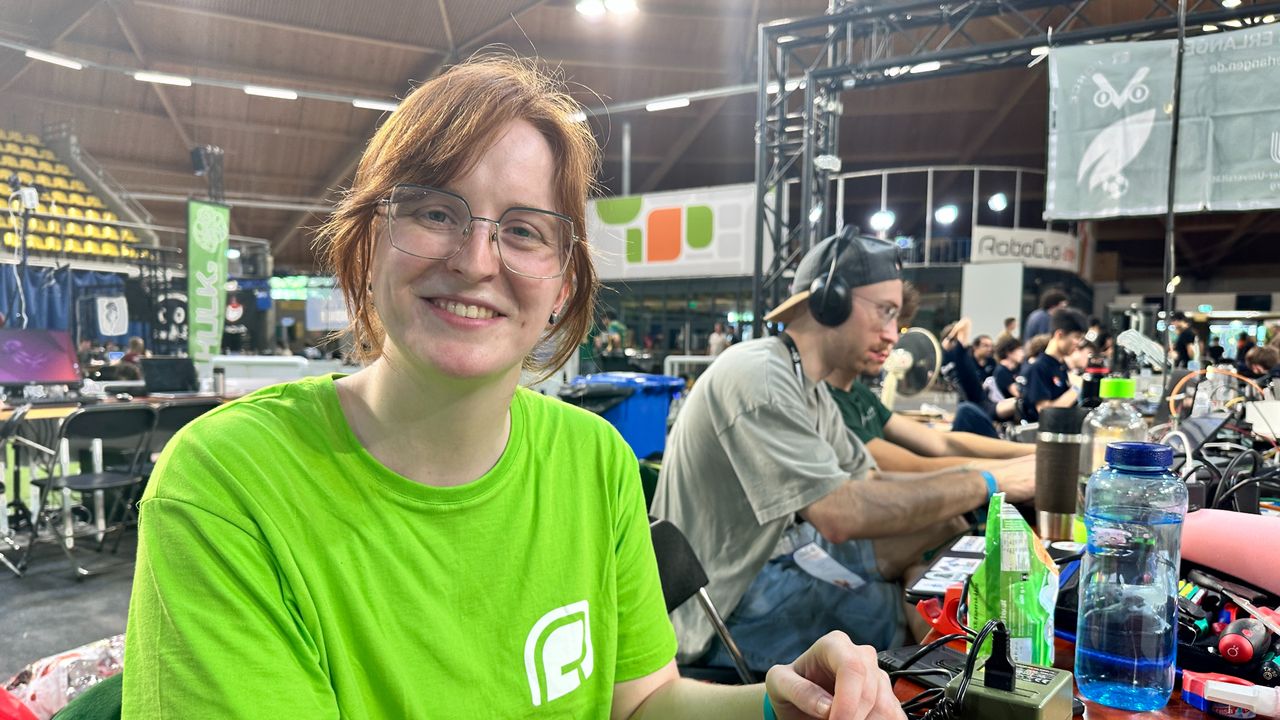 Liz Garies van het Erlangenrobotics team uit Duitsland (foto: Jan Peels)