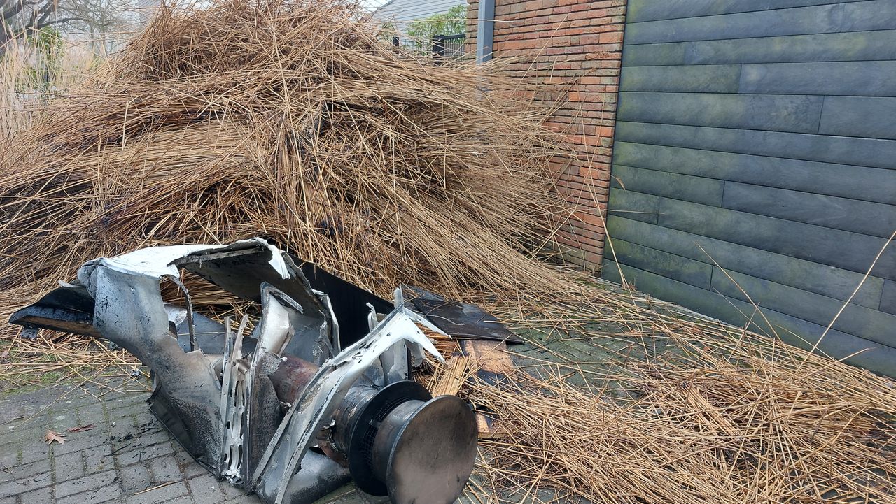 De schoorsteenpijp van het huis (foto: Tom Berkers)