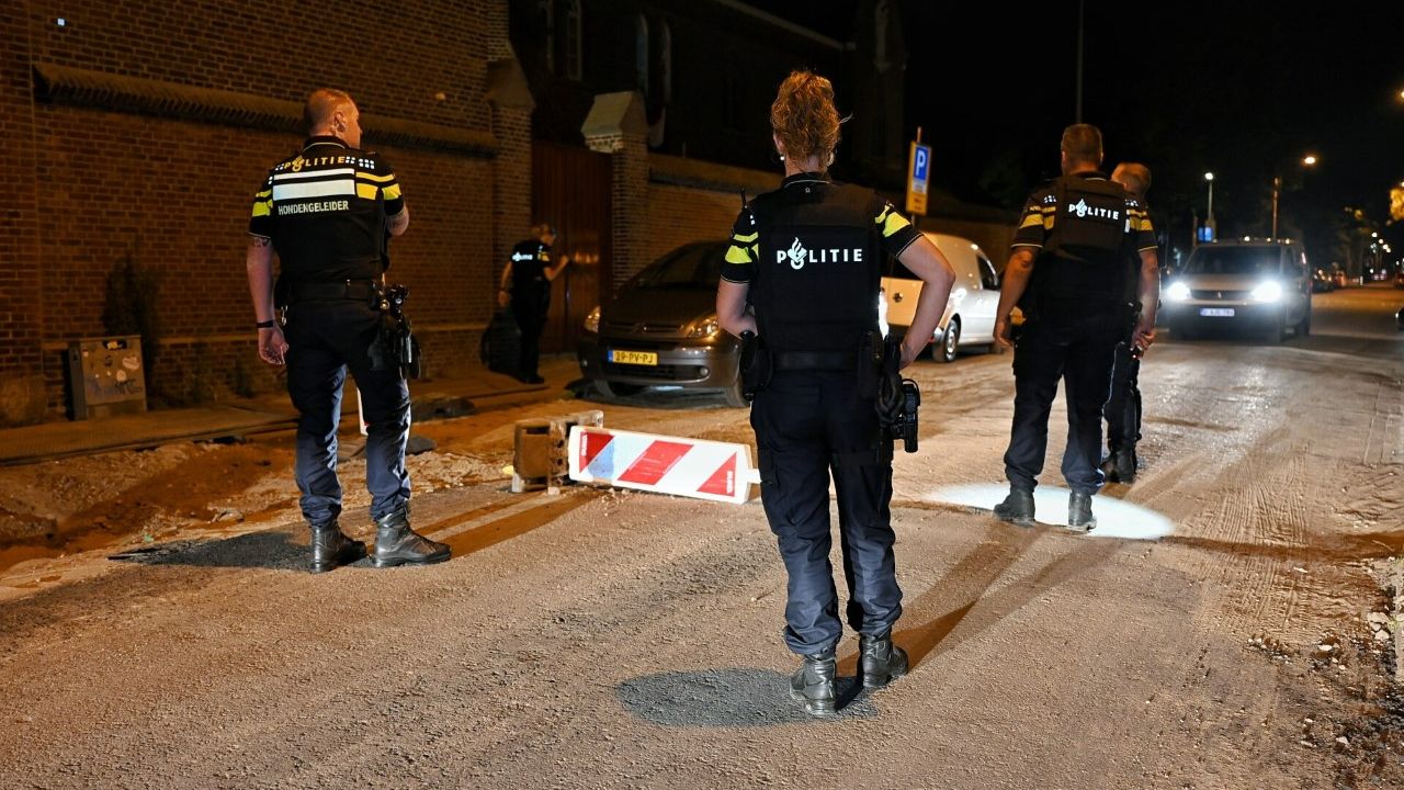 De gewapende man werd niet aangetroffen (foto: Toby de Kort/SQ Vision).