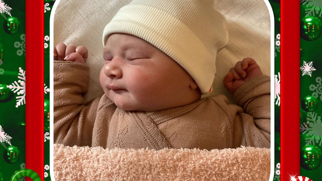 Kerstkindje Novee (foto: Nicole Daemen, Elkerliek ziekenhuis)