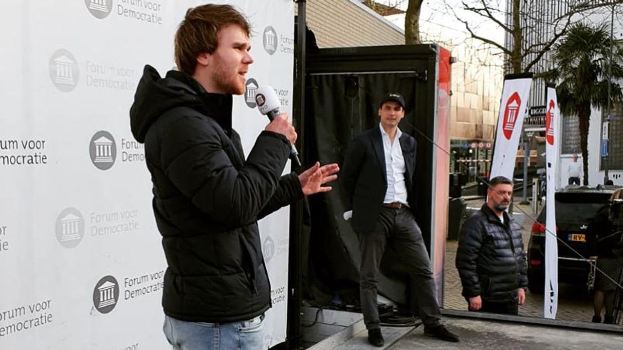 Wouter tijdens een campagnebijeenkomst in zijn eigen woonplaats Roosendaal.