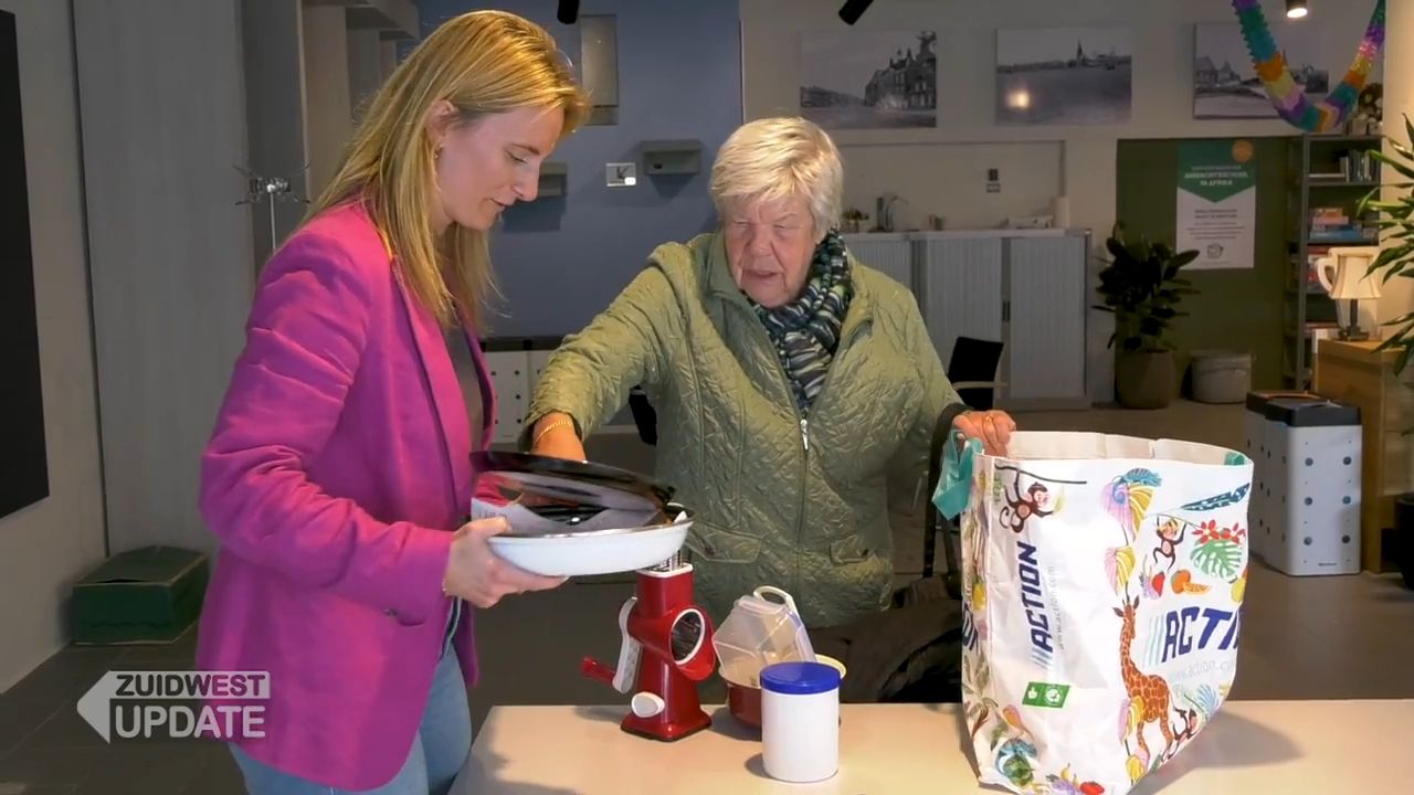 Niet onbelangrijk: koekenpannen (foto: ZuidWest TV).