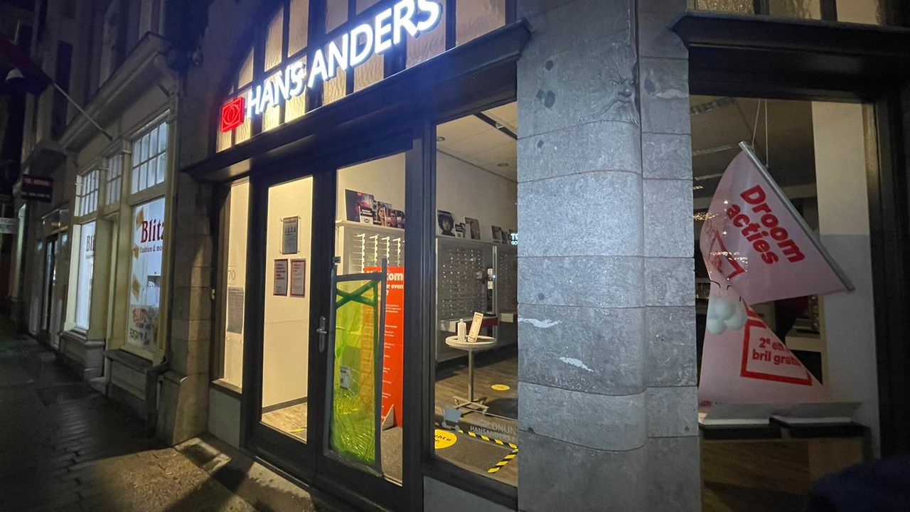 Hans Anders heeft ook forse ruitschade (foto: Jos Verkuijlen)