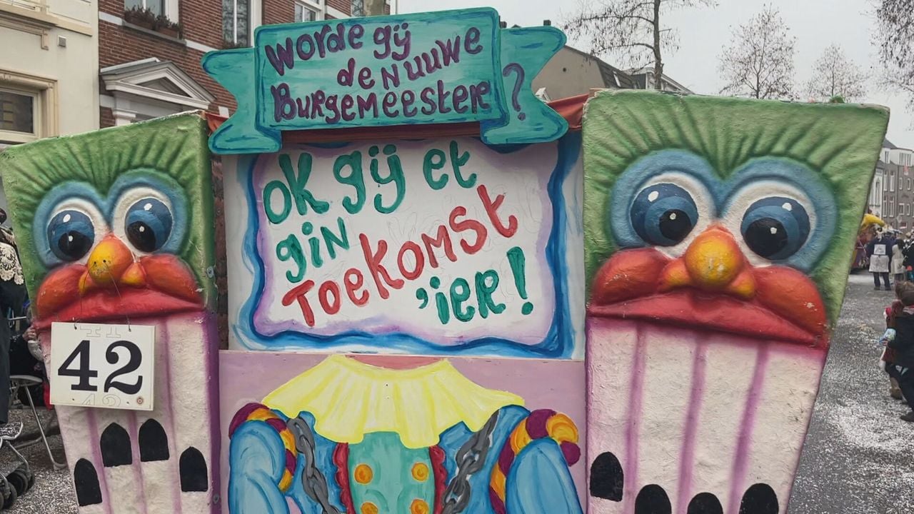 In Krabbegat zochten ze in de optocht gelijk een vervanger voor vertrekkend burgemeester Frank Petter van Bergen op Zoom (foto: Raoul Cartens).