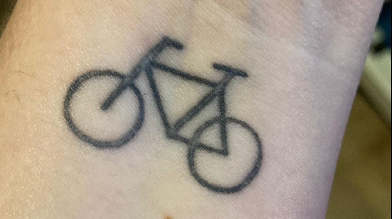 De tattoo op Lonnekes pols (privéfoto). 