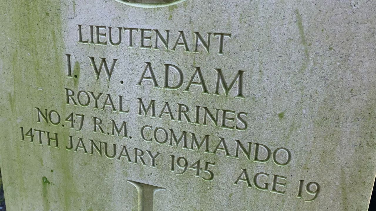 Graf van Ian Adam in Sprang-Capelle (foto: Willem-Jan Joachems).