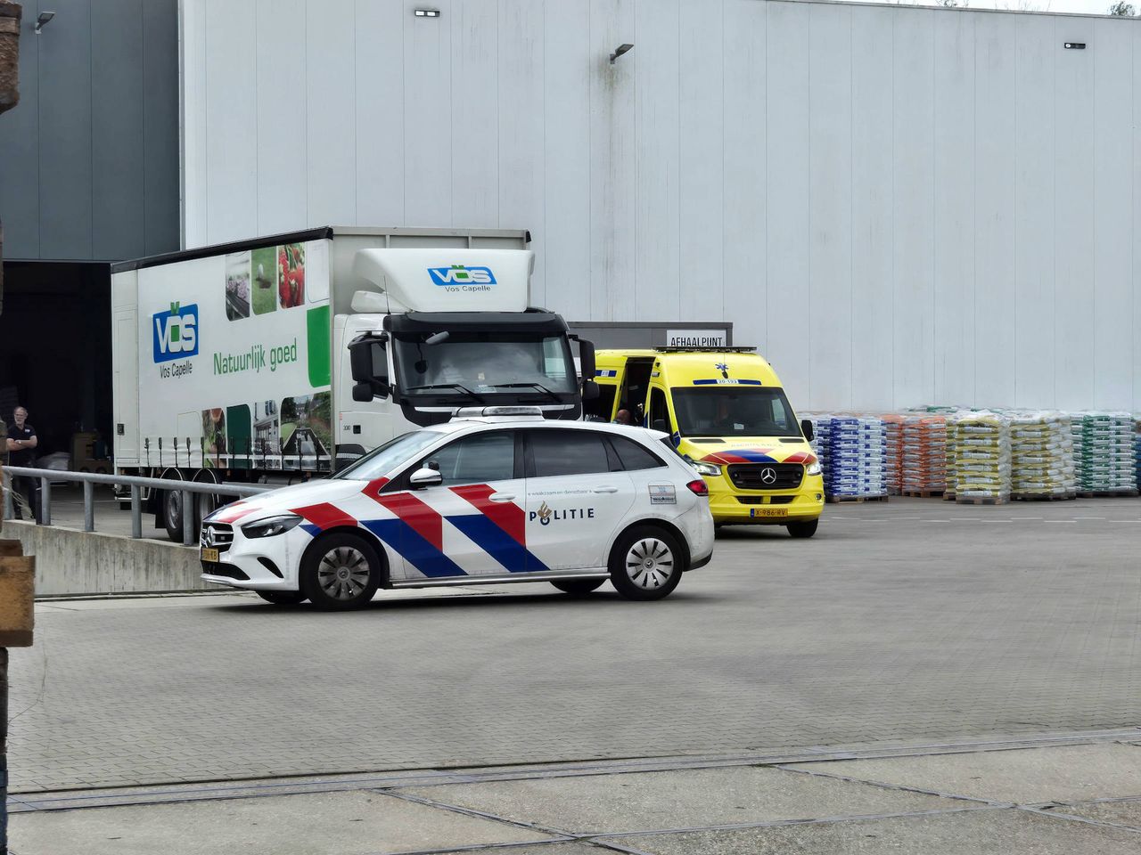 Politie en ambulance werden ingeschakeld (foto: Erik Haverhals/Persbureau Heitink).