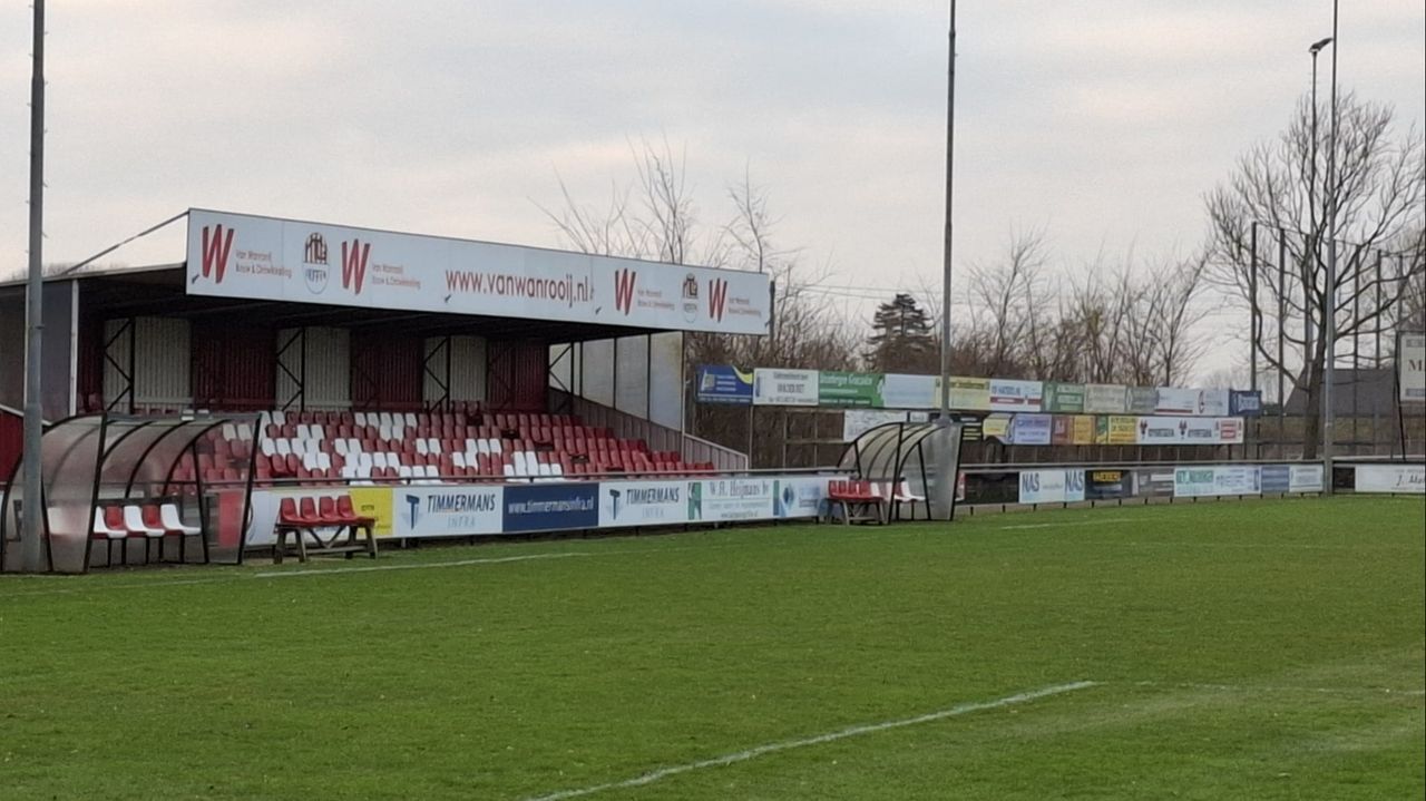 Het hoofdveld van Nooit Gedacht, niet het veld waar het incident plaatsvond (foto: Leon Voskamp).