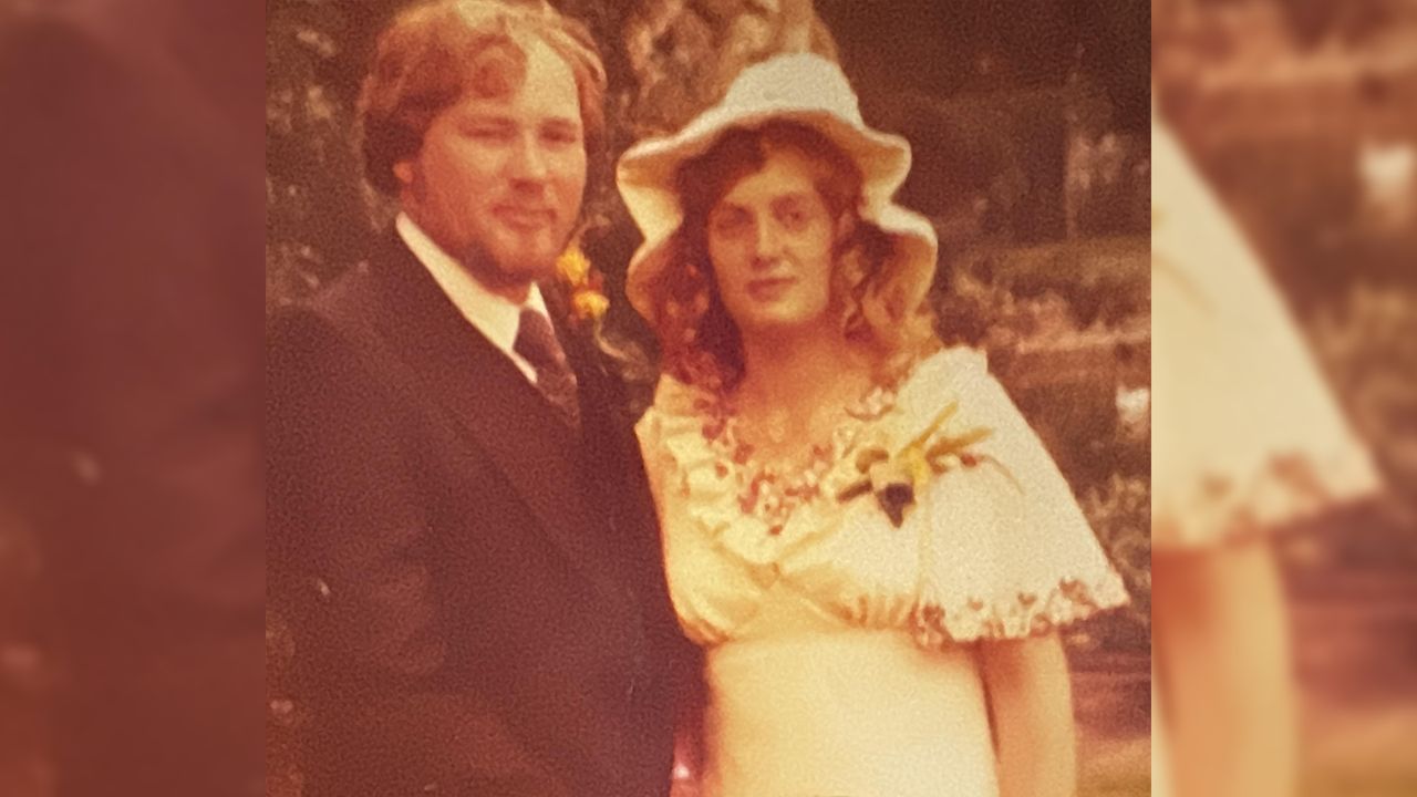 Rinus en Ria op hun trouwdag (privéarchief). 