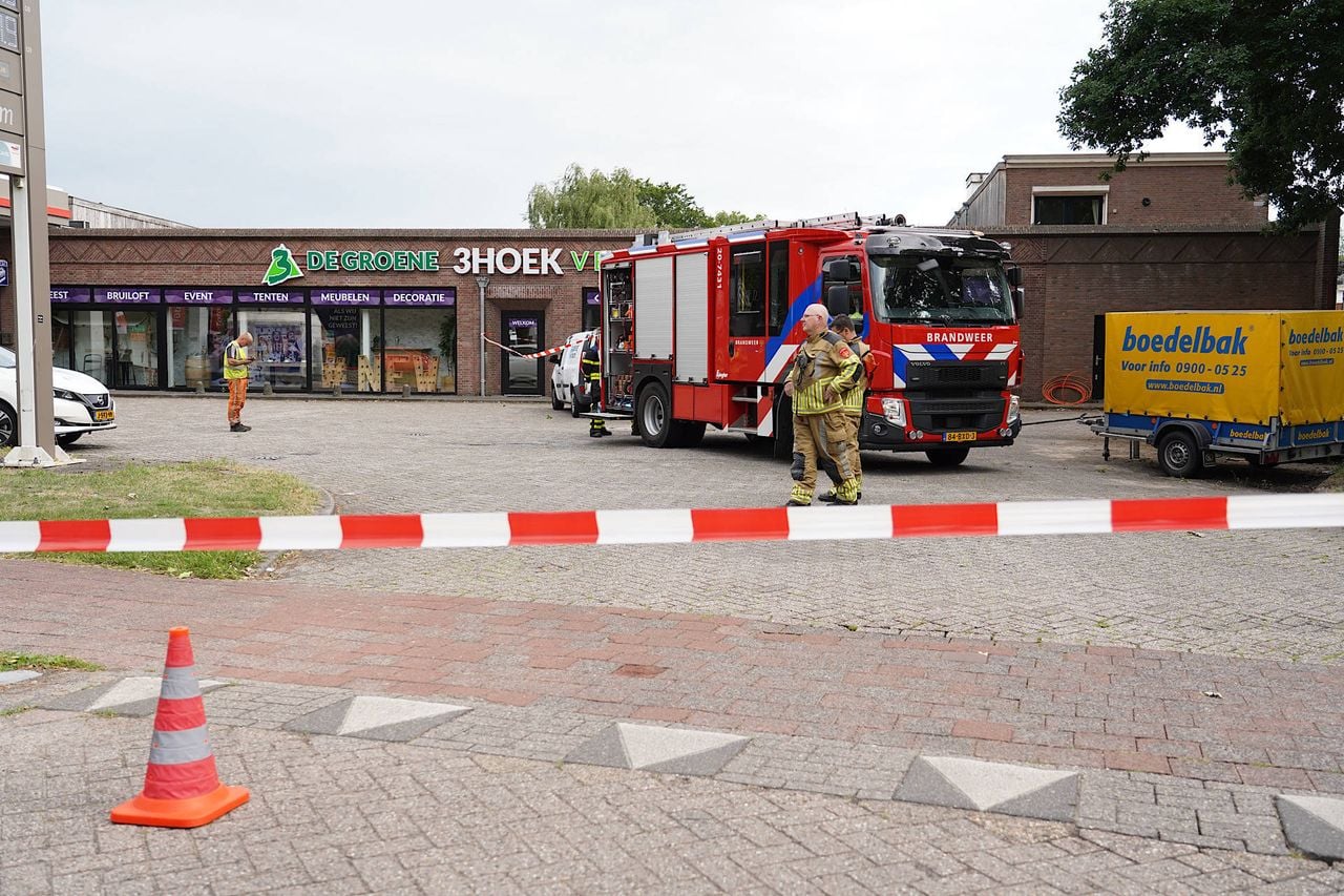 Een gebied rondom de gaslekkage werd afgezet (foto: Jeroen Stuve/Persbureau Heitink).