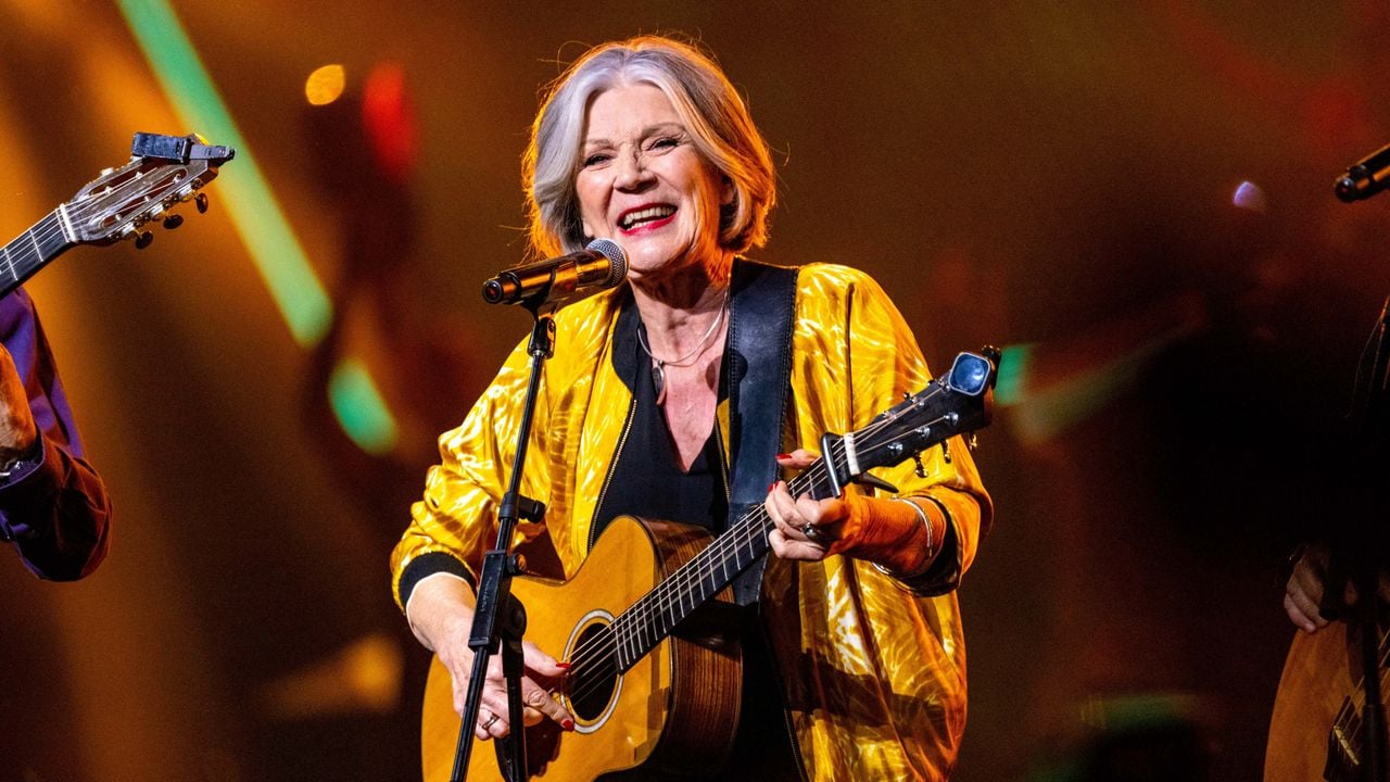  Lenny Kuhr bij Het Grote Songfestivalfeest 2022 in de Ziggo Dome in Amsterdam (foto: ANP).