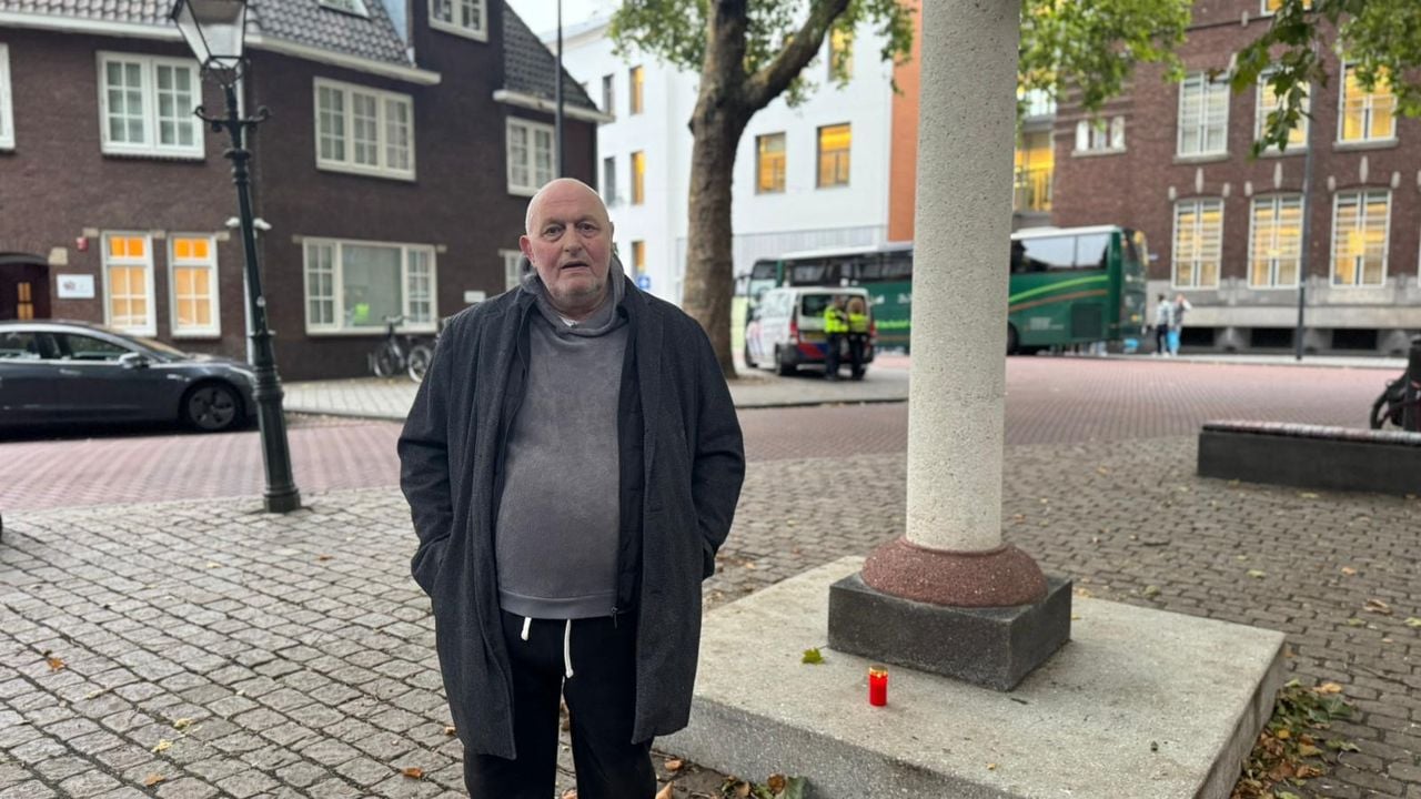 Organisator Frank de Bie wil ook aandacht voor de gijzelaars die nog altijd vastzitten (foto: Omroep Brabant).