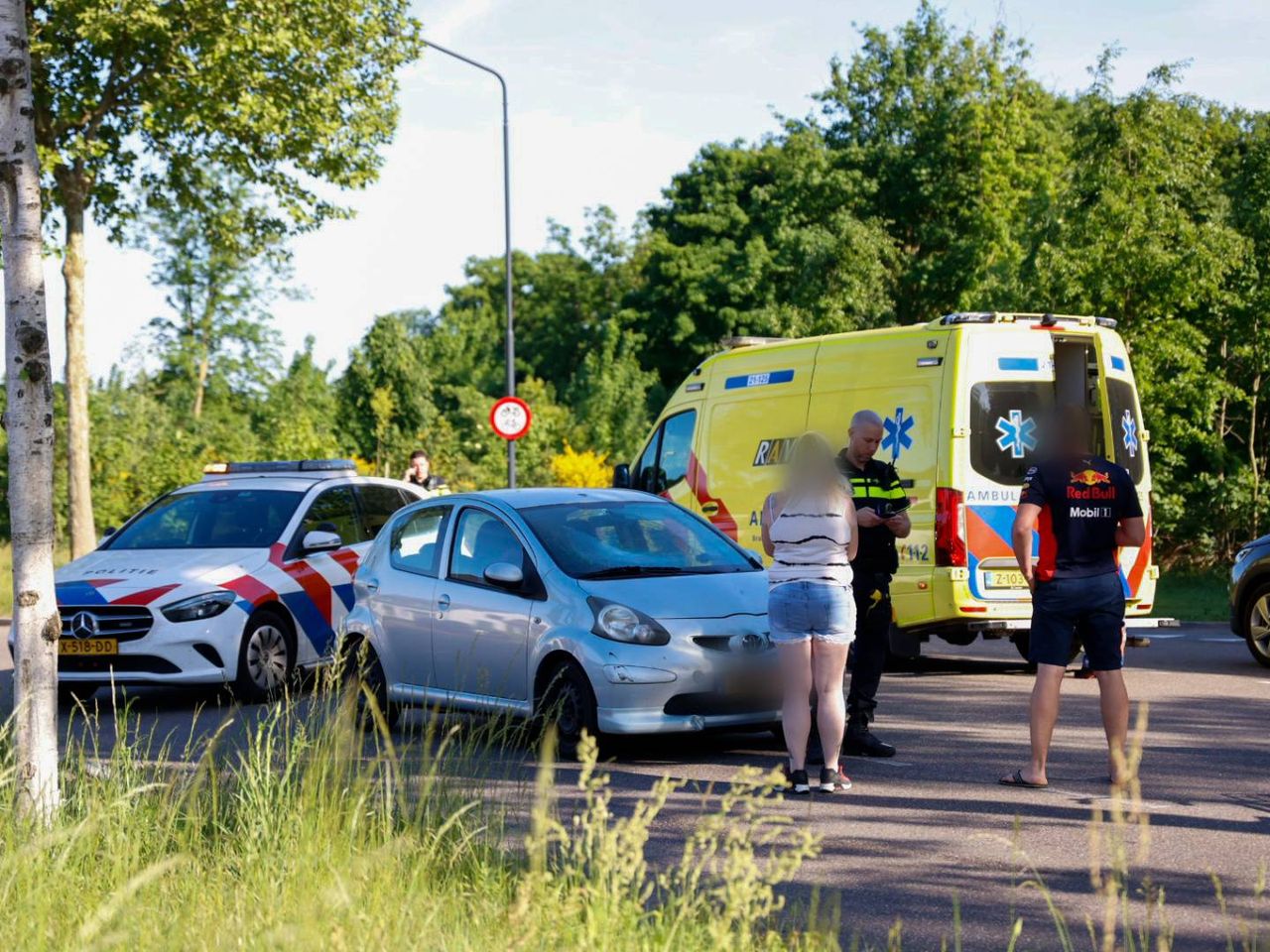 Politie en ambulance werden gealarmeerd (foto: Addy Smits/Persbureau Heitink).