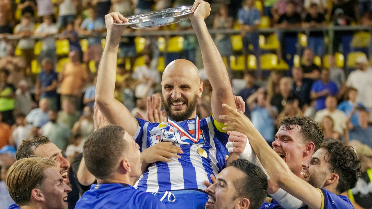Oualid Saadouni werd in 2023 kampioen als speler van FC Eindhoven Futsal. (Foto: Frank Kerbusch/Orange Pictures)
