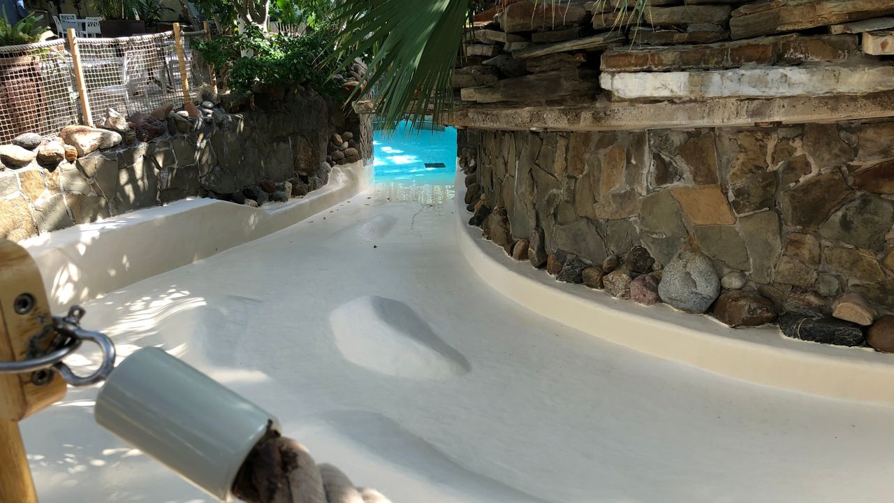 De wildwaterbaan blijft dicht