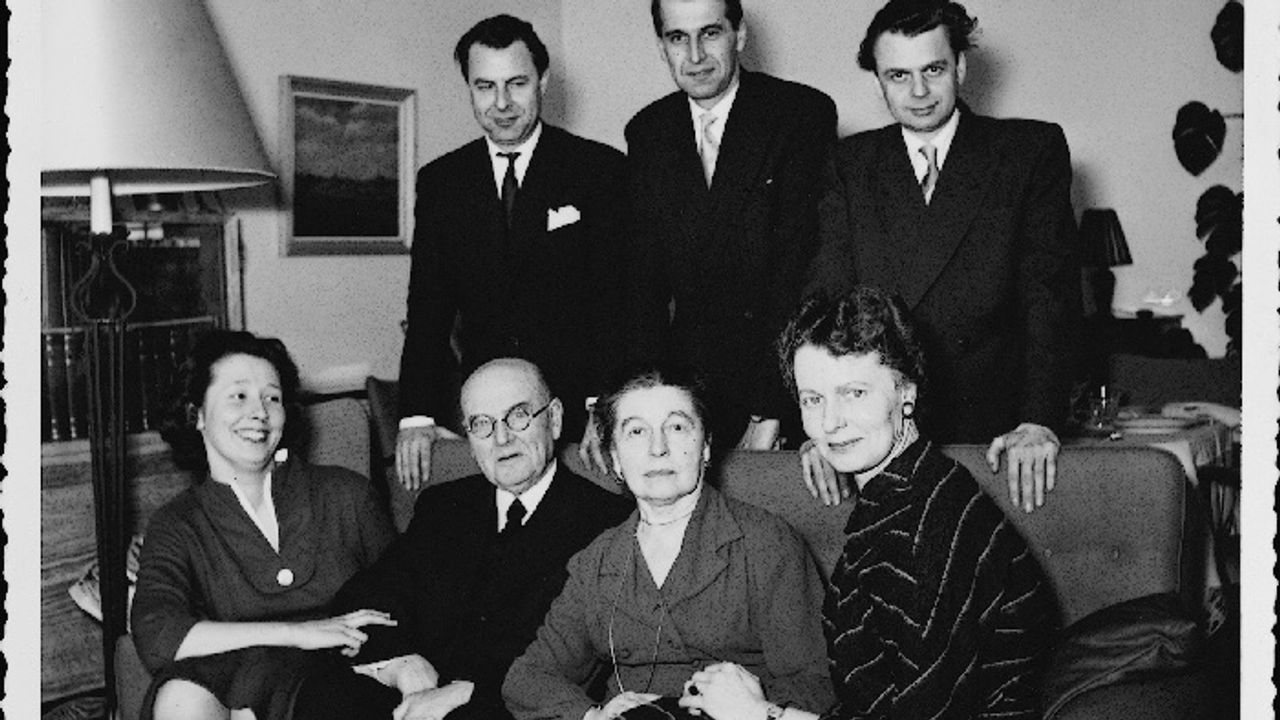 De familie Rademakers met linksboven zoon Fons (foto: Collectie Familie Rademakers)