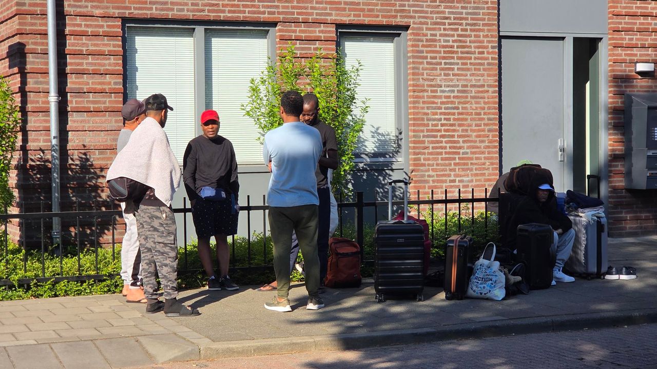 De gedupeerde bewoners moeten uitkijken naar een andere huisvesting (foto: Noël van Hooft).